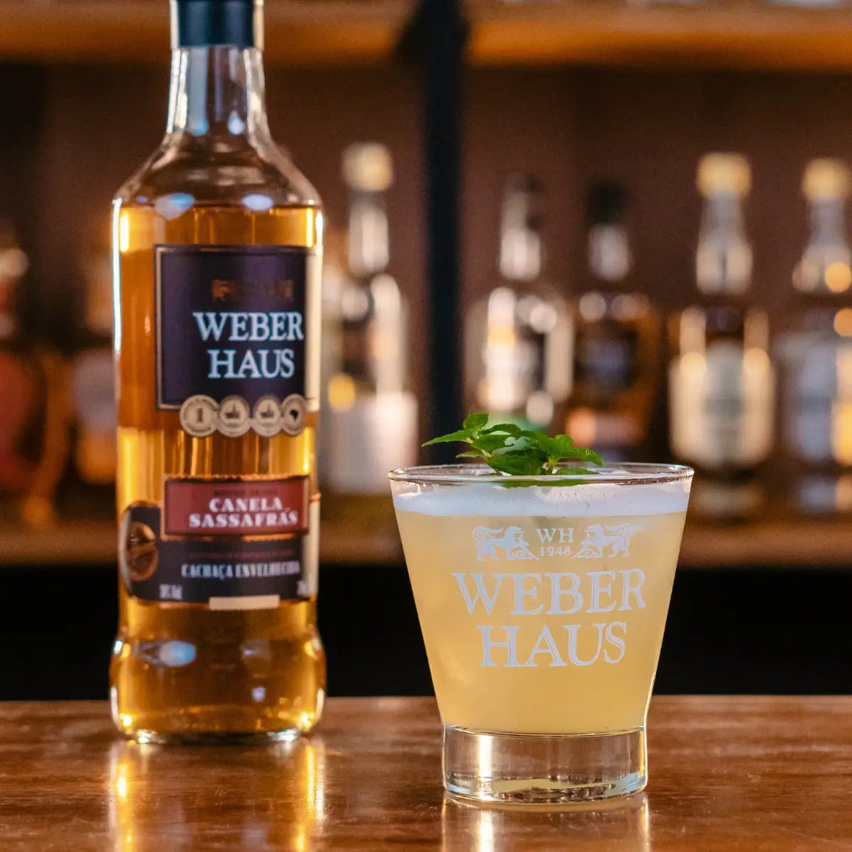 Weber Haus Aged Cachaça Canela Sassafrás 700ml