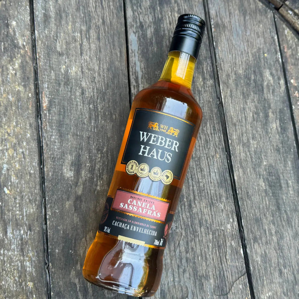 Weber Haus Aged Cachaça Canela Sassafrás 700ml