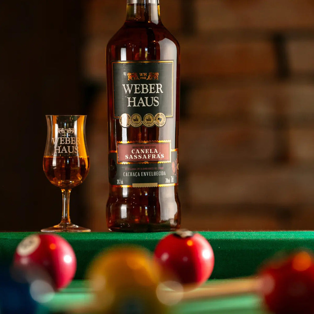 Weber Haus Aged Cachaça Canela Sassafrás 700ml