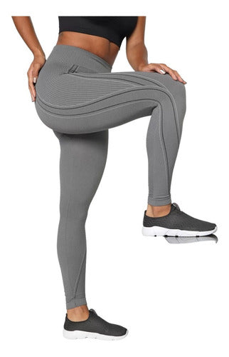 Max Lupo Seamless Women’s Legging – High Waist, Compression, Antimicrobial, No Transparency